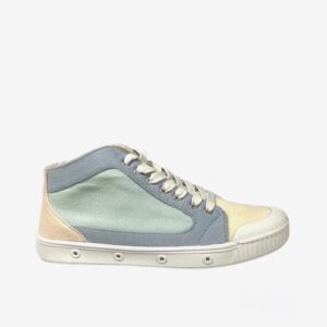 Spring Court, M2 canvas sun-bleached